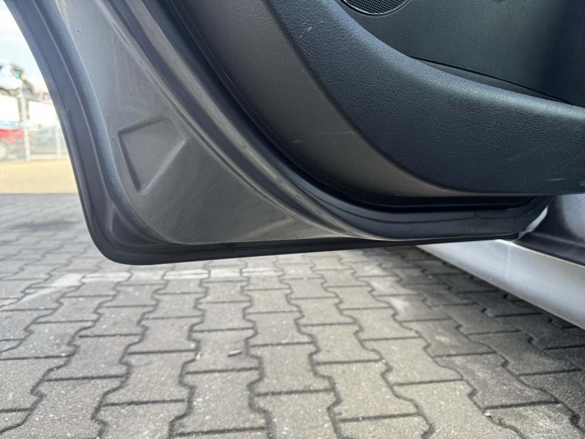 Peugeot 207 original T&uuml;r hinten links KTH Thorium Grau 5-T&uuml;rer Rohbau Bj.2010